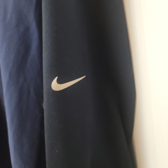 Nike Golf Pullover Medium - Picture 2 of 4